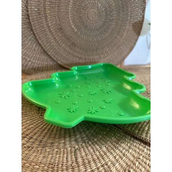 Green Christmas Tree Serving Platter – Festive Holiday Tray - Picture 4 of 9